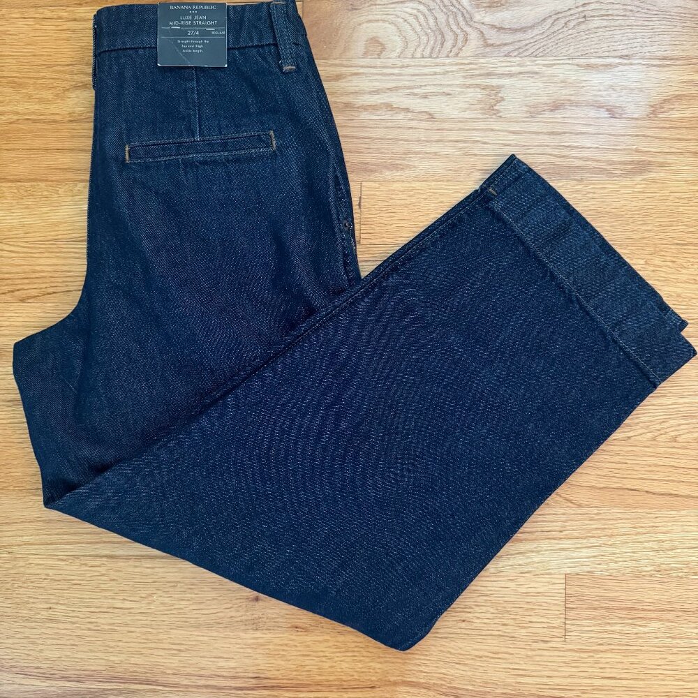 Banana Republic Luxe Mid-Rise Straight Jean 4/27 NWT retail $120